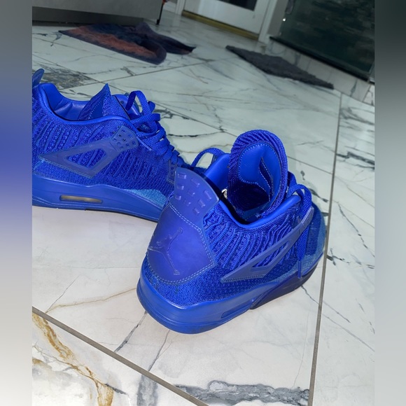Jordan 4 retro flynit’ hyper royal’
